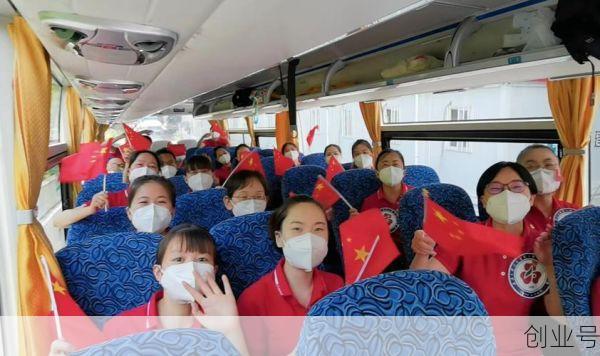 15省份38000多名医务人员驰援上海那边，上海135名医护人员驰援武汉